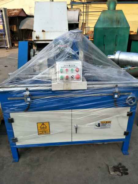 供應粉碎機刀具磨刀機，半自動磨刀機，全自動磨刀機